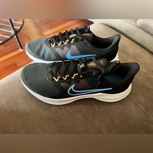 NIKE DOWNSHIFTER 11 (NWB New with box) !!
